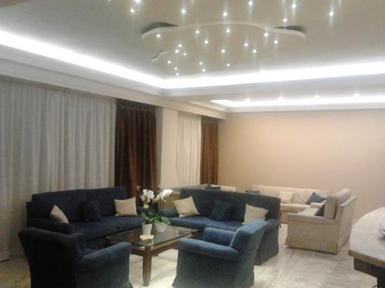 Adonis City Hotel Patras Ngoại thất bức ảnh