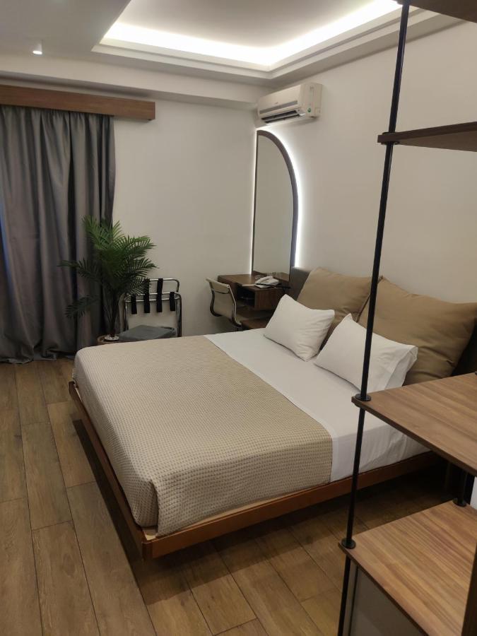 Adonis City Hotel Patras Ngoại thất bức ảnh