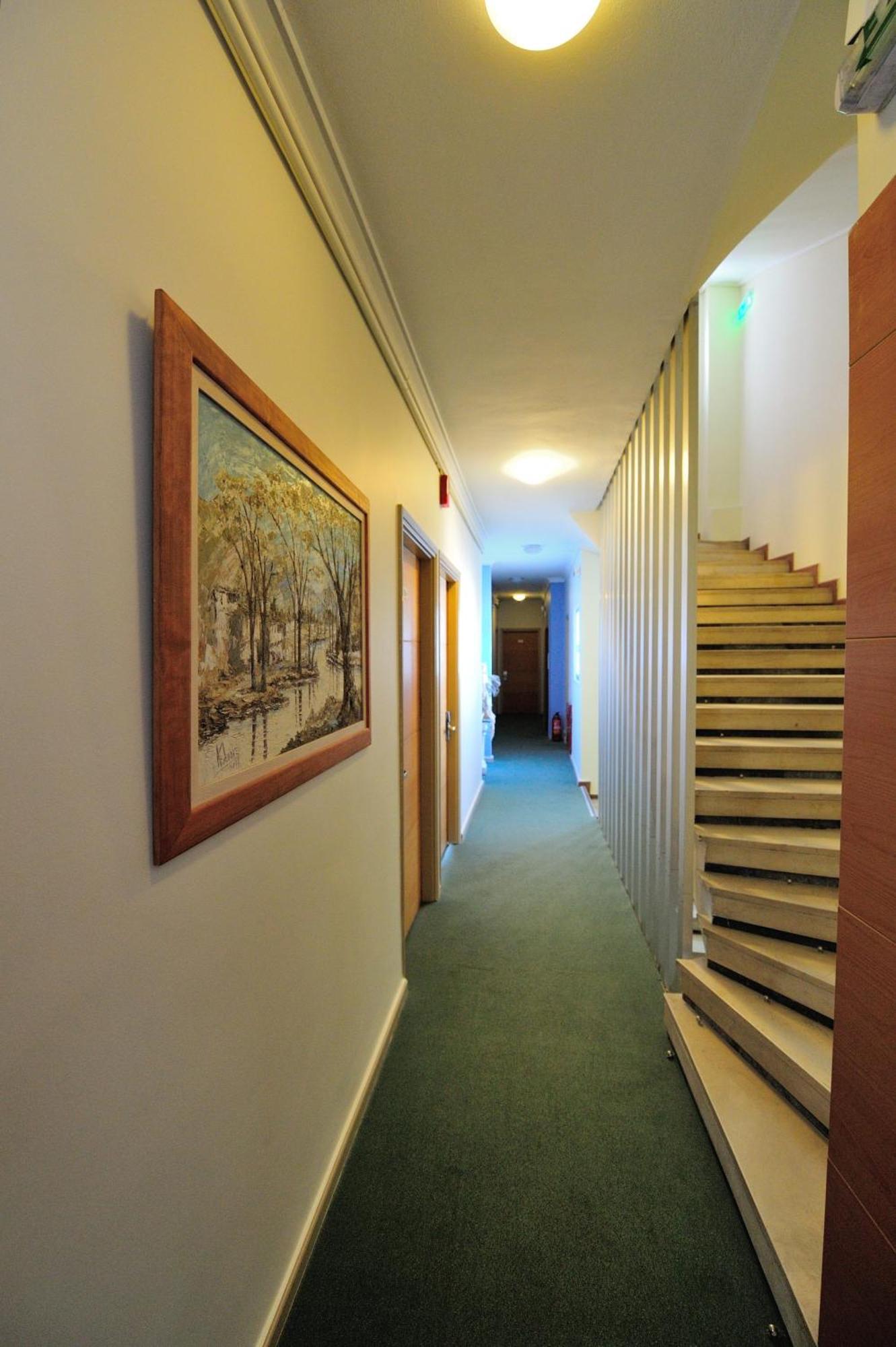 Adonis City Hotel Patras Ngoại thất bức ảnh