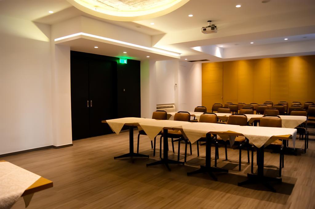 Adonis City Hotel Patras Ngoại thất bức ảnh
