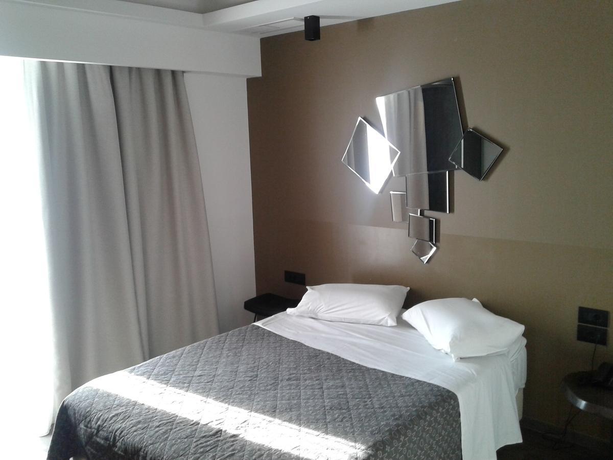 Adonis City Hotel Patras Ngoại thất bức ảnh