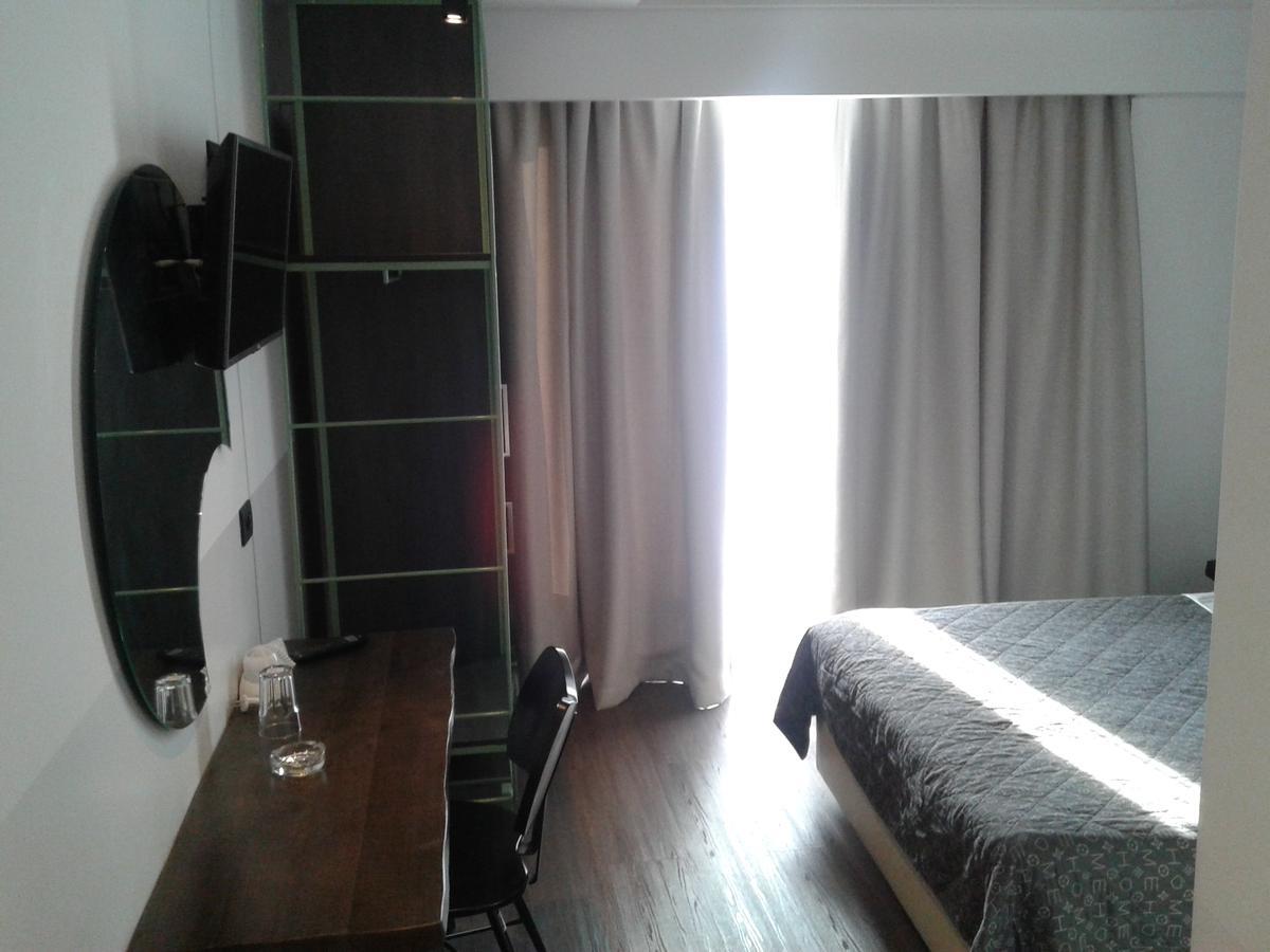 Adonis City Hotel Patras Ngoại thất bức ảnh